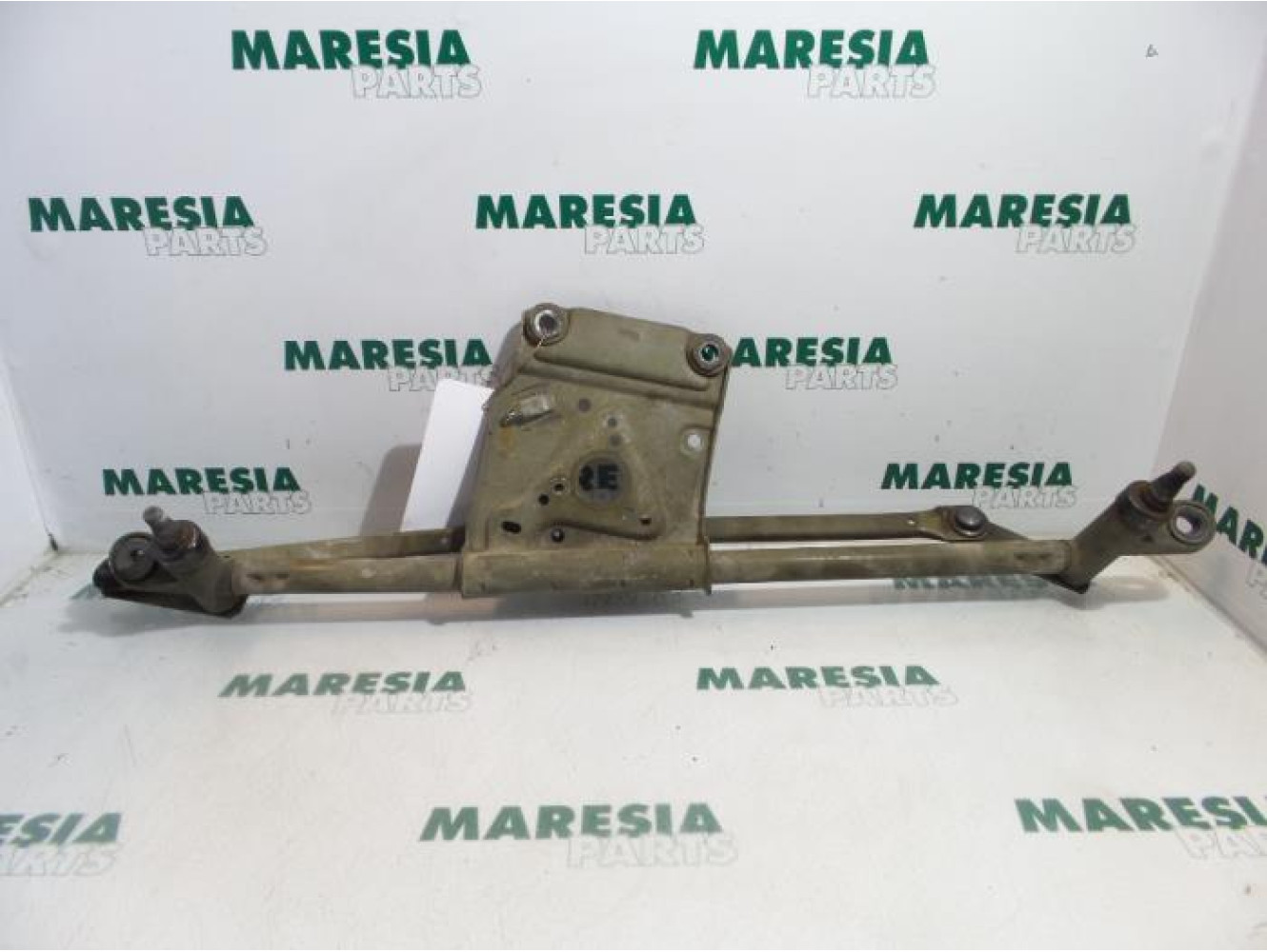 Peugeot - 406 - Wiper mechanism