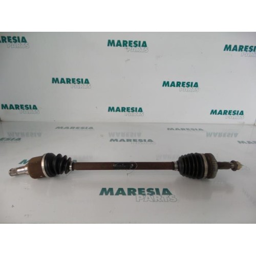 Renault - Megane Scenic - Antriebswelle links hinten
