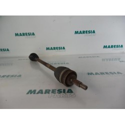 Renault - Megane Scenic - Antriebswelle links hinten