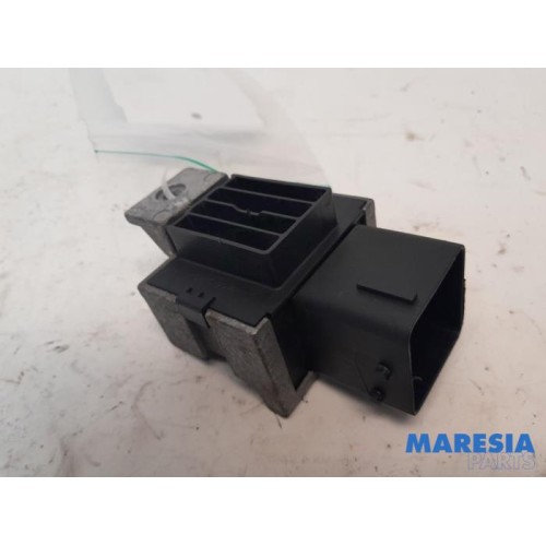 Peugeot - Expert - Glow plug relay