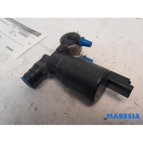 Peugeot - Expert - Scheibensprüherpumpe vorne
