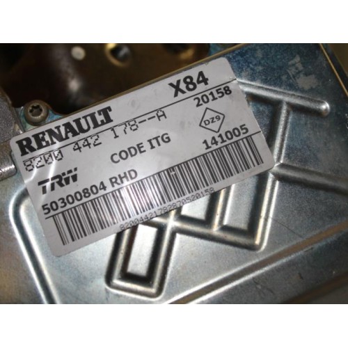 Renault - Megane Scenic - Steering column housing