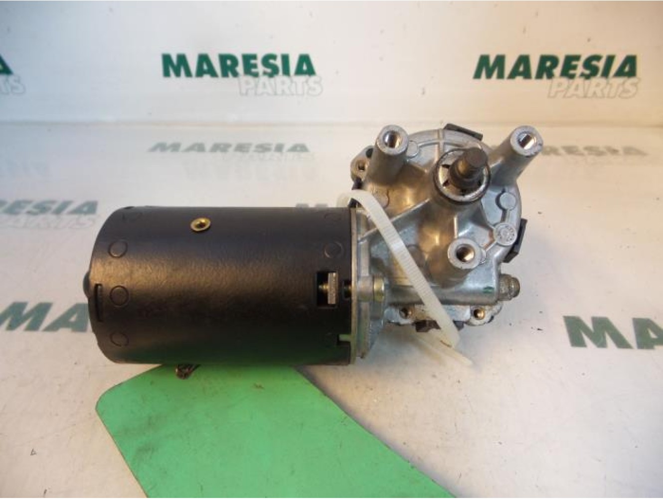 Fiat - Croma - Front wiper motor