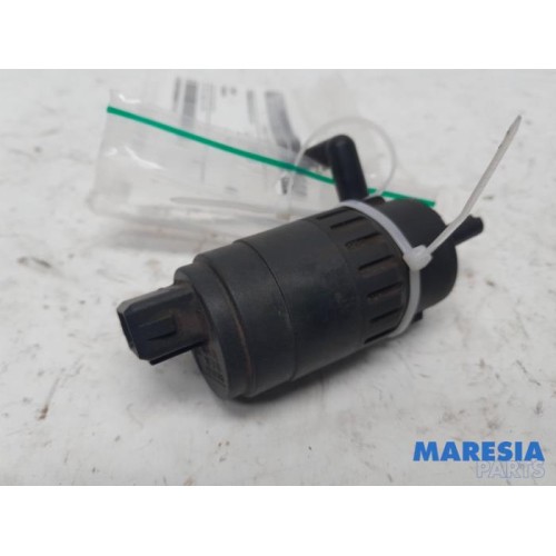 Opel - Combo - Windscreen washer pump