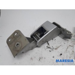 Peugeot - Expert - Tailgate hinge