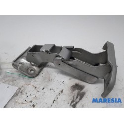 Peugeot - Expert - Tailgate hinge
