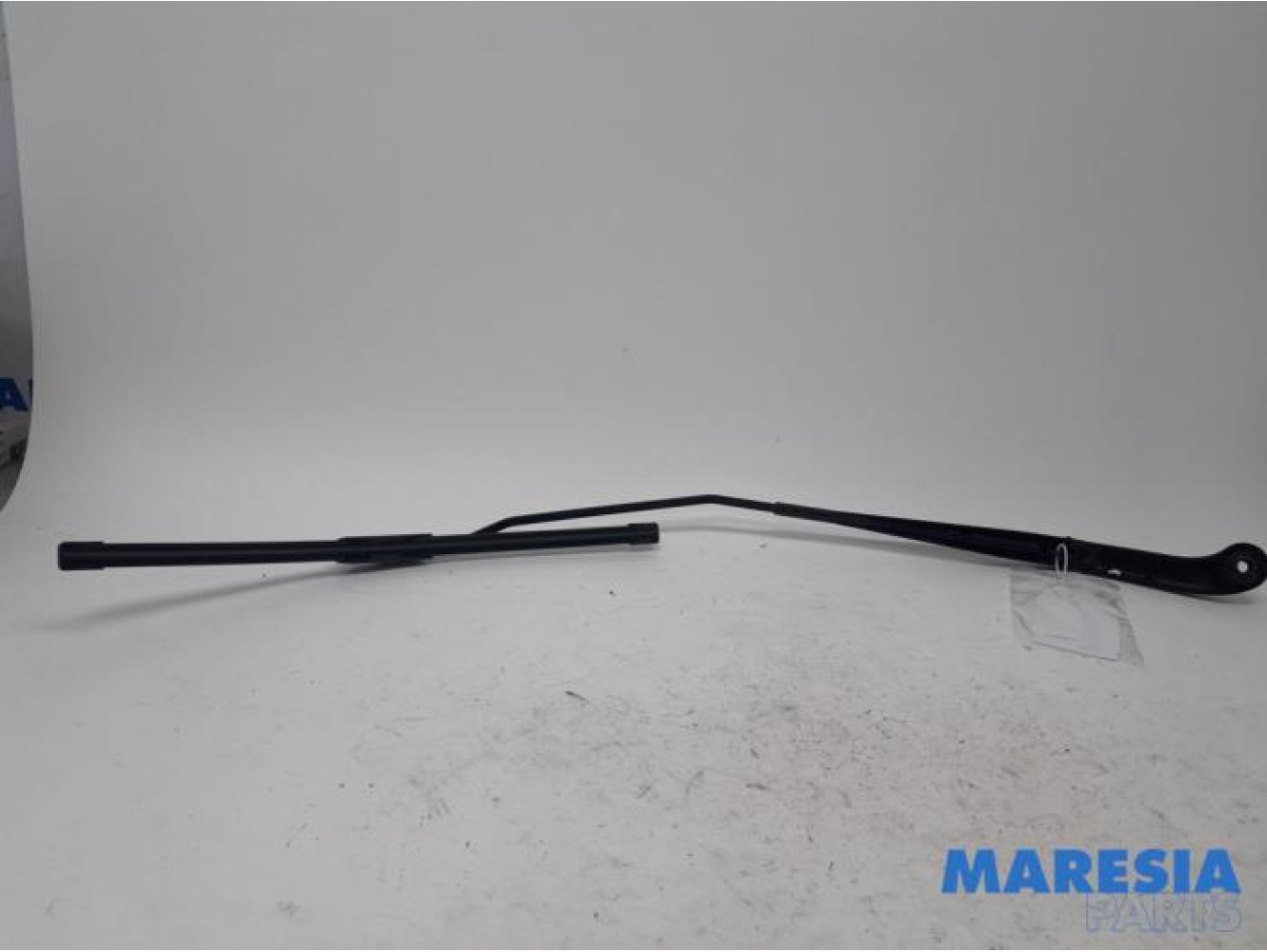 Peugeot - Expert - Front wiper arm