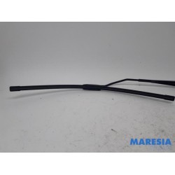 Peugeot - Expert - Front wiper arm