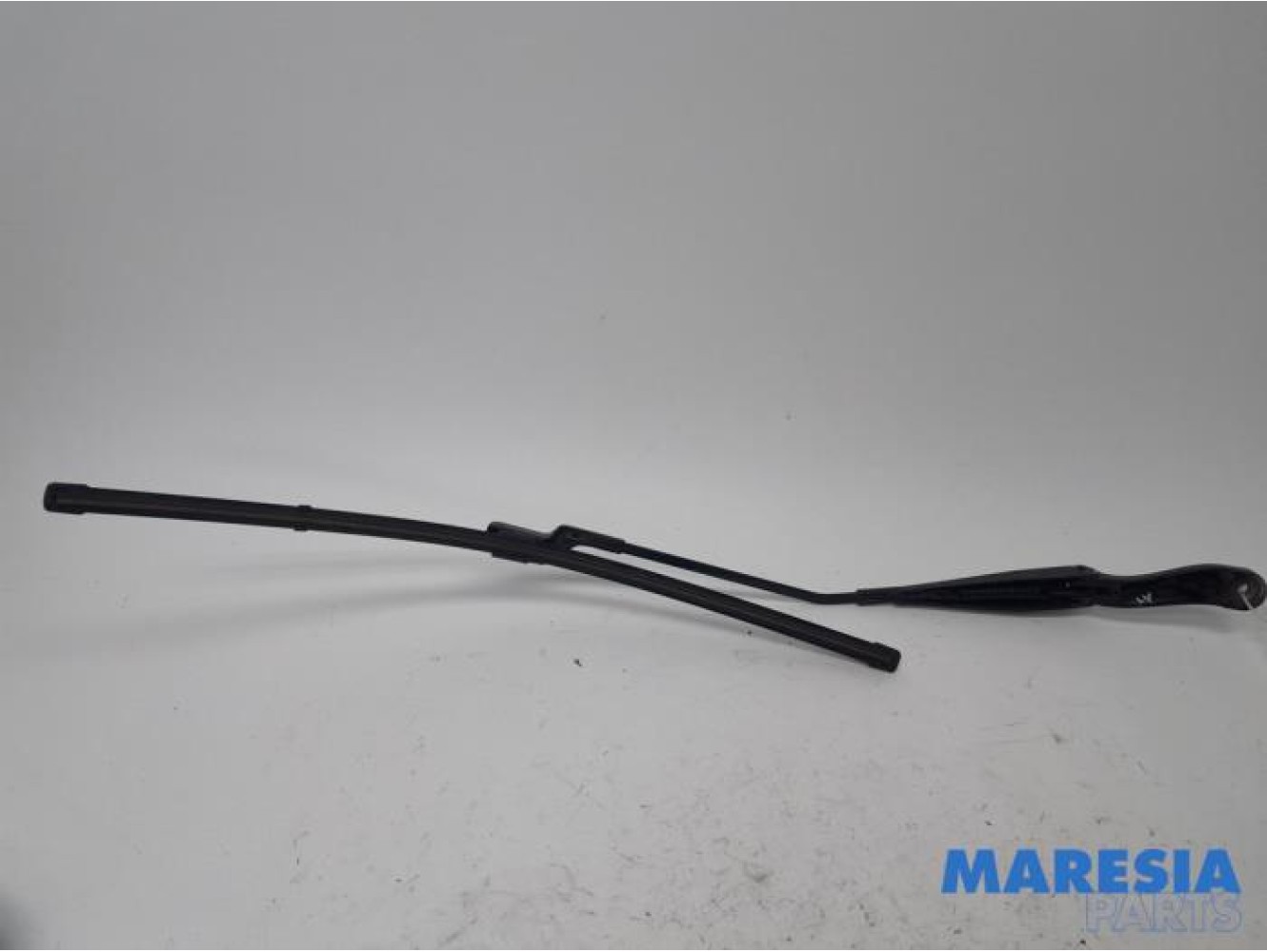 Opel - Combo - Front wiper arm
