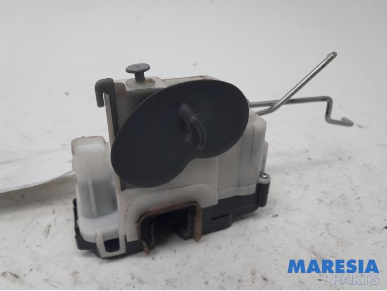 Opel - Combo - Minibus/van rear door lock mechanism