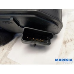Citroen - C4 Picasso - Throttle body