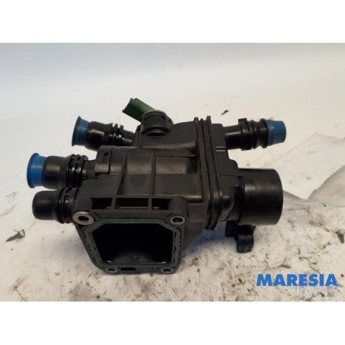 Citroen - C4 Picasso - Thermostat housing