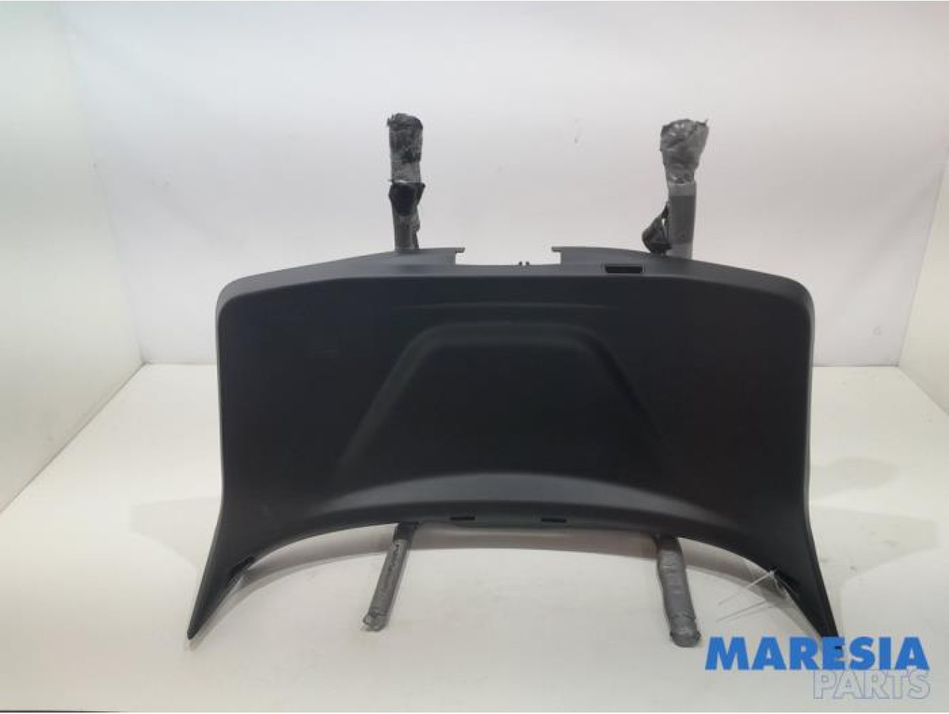 Alfa Romeo - Stelvio - Tailgate trim