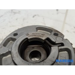 Citroen - C4 Picasso - Camshaft sprocket