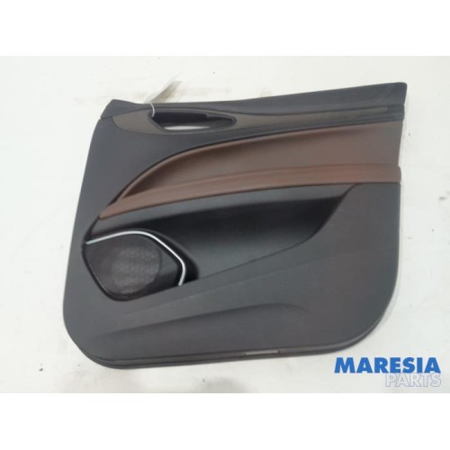 Alfa Romeo - Stelvio - Front door trim 4-door, right