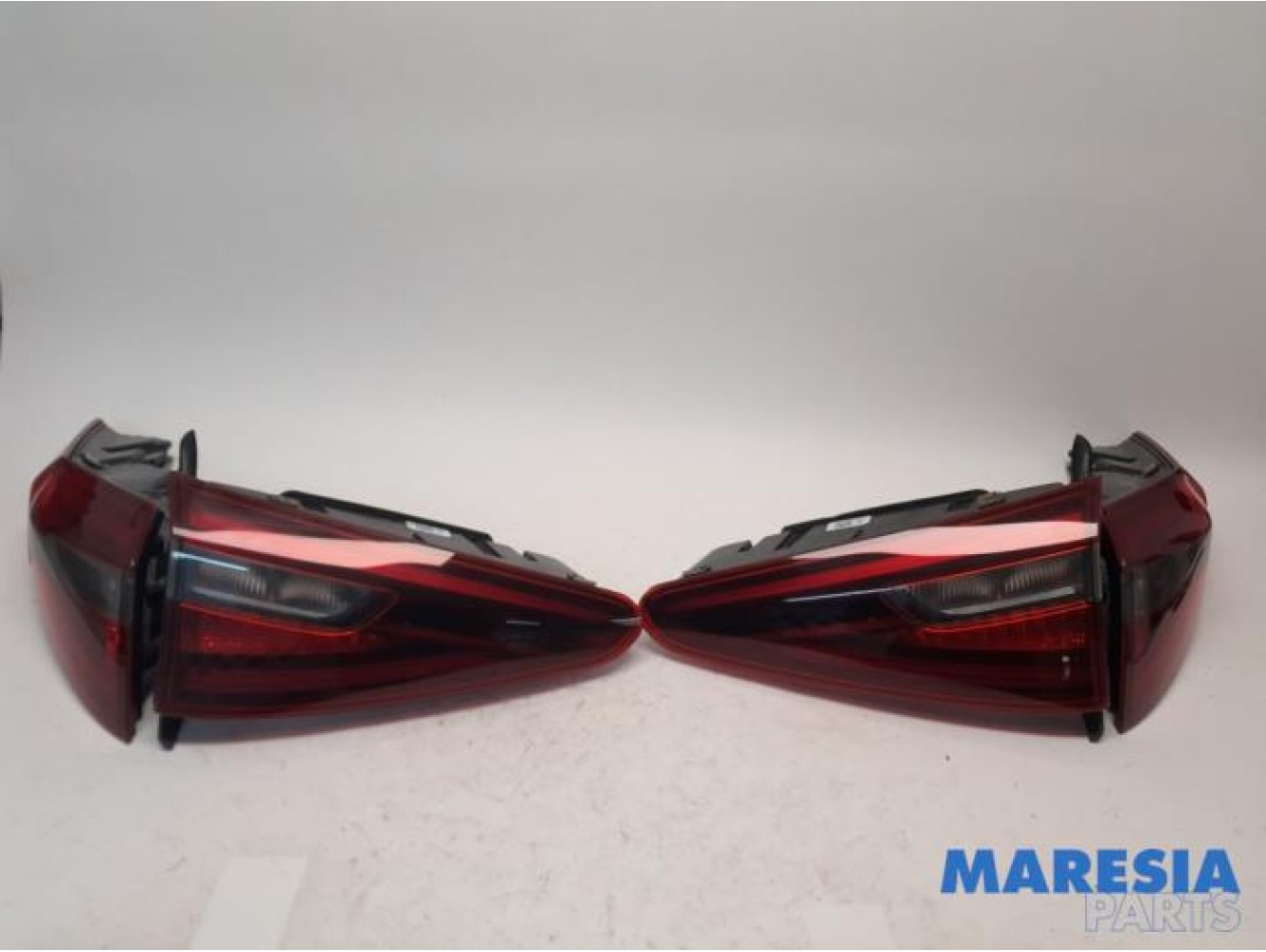 Alfa Romeo - Stelvio - Achterlichtset links+rechts