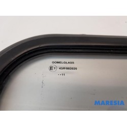 Fiat - Ducato - Bulkhead window