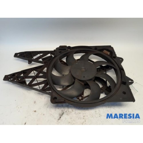 Opel - Combo - Fan motor