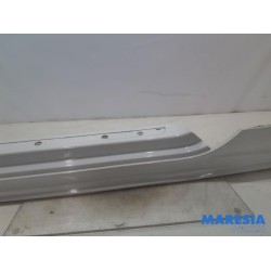 Peugeot - RCZ - Zijskirt links