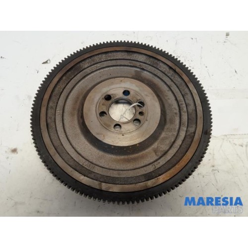 Renault - Clio - Flywheel