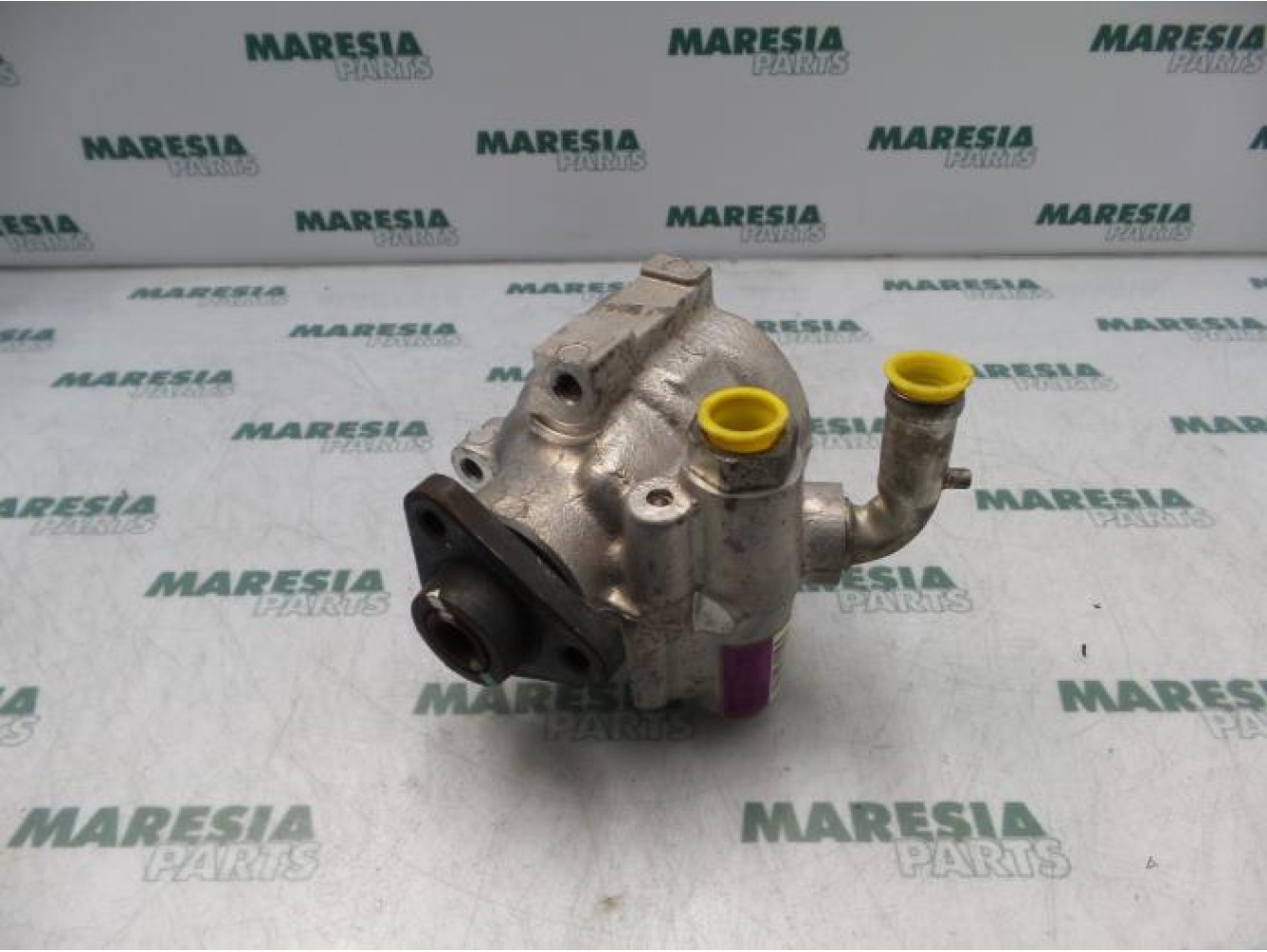 Alfa Romeo - 156 - Power steering pump