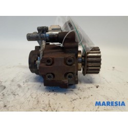 Peugeot - 5008 - Brandstofpomp Mechanisch