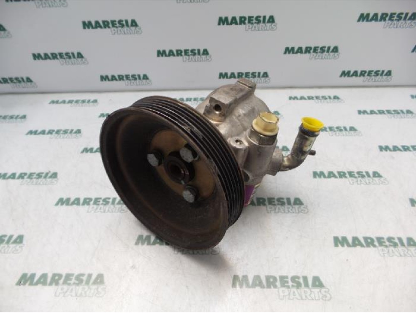 Alfa Romeo - 156 - Power steering pump