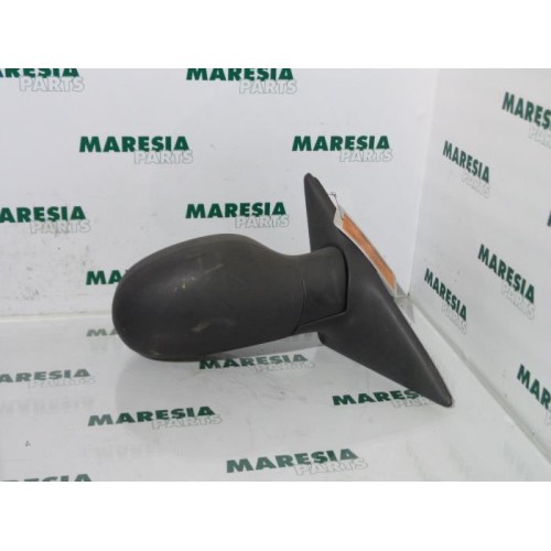 Renault - Laguna - Wing mirror, right