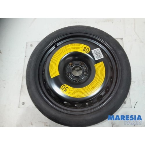 Alfa Romeo - Stelvio - Space-saver spare wheel