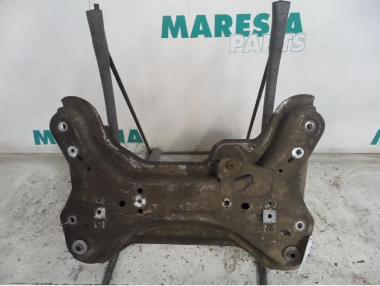 Renault - Trafic - Subframe