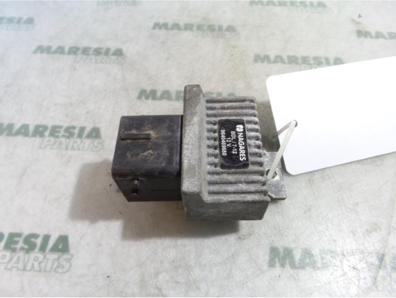 Peugeot - Partner - Glow plug relay