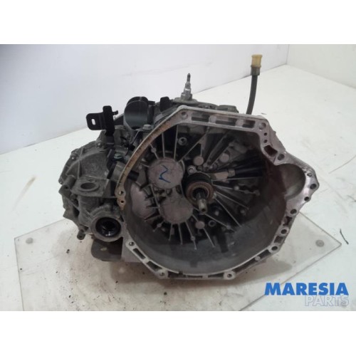 Renault - Trafic - Gearbox