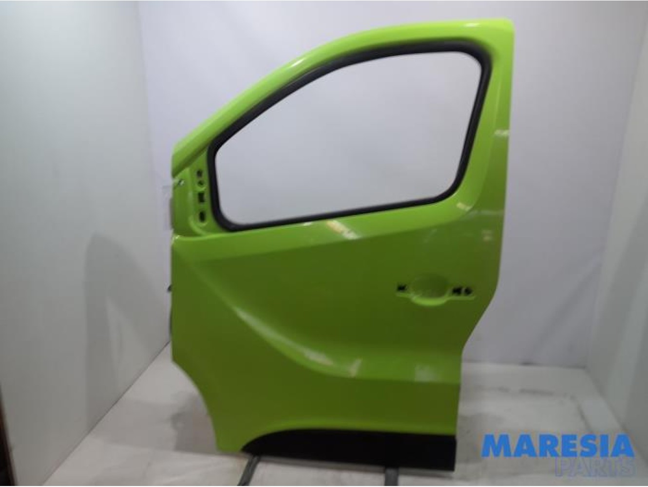 Renault - Trafic - Portier 2Deurs links