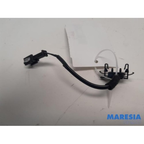 Peugeot - 207 - Convertible top position sensor