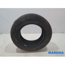 Renault - Trafic - Tyre