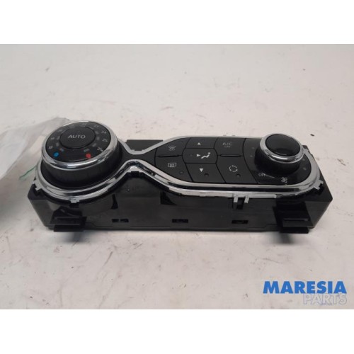 Renault - Trafic - Heater control panel