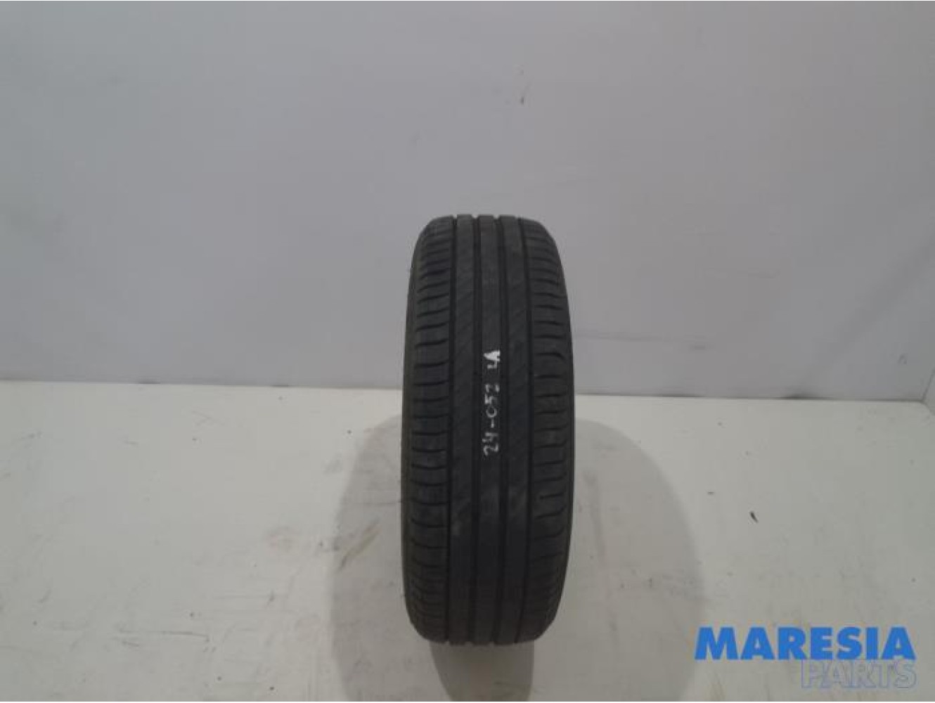 Peugeot - 208 - Tyre