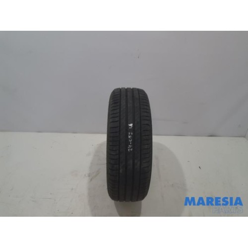 Peugeot - 208 - Tyre