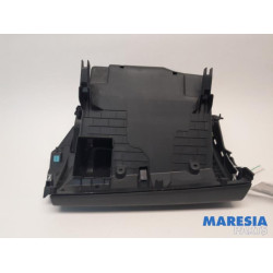 Renault - Trafic - Glovebox