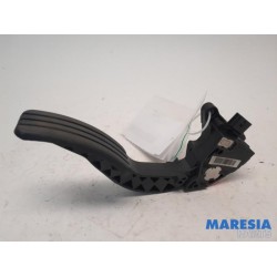 Renault - Trafic - Gaspedaalpositie Sensor
