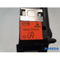 Renault - Trafic - Gaspedaalpositie Sensor