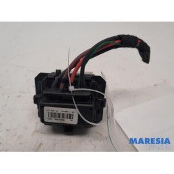 Renault - Trafic - Heater resistor