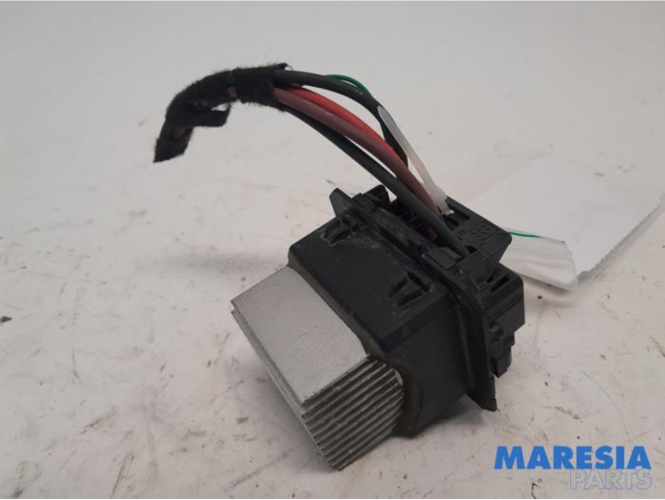 Renault - Trafic - Heater resistor