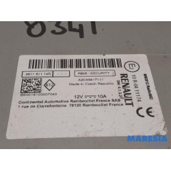 Renault - Trafic - Radio