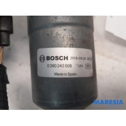 Renault - Trafic - Front wiper motor