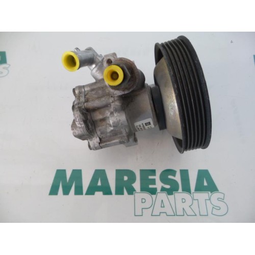 Alfa Romeo - 145/146 - Pompe direction assistée