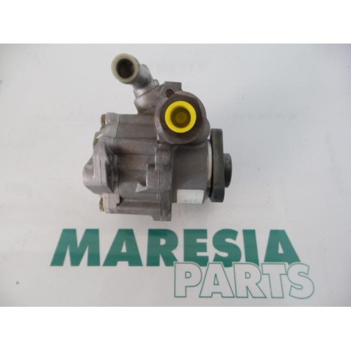 Alfa Romeo - 145/146 - Power steering pump