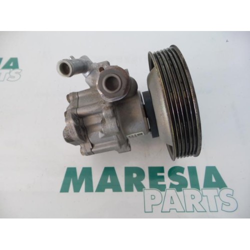Alfa Romeo - 145/146 - Pompe direction assistée