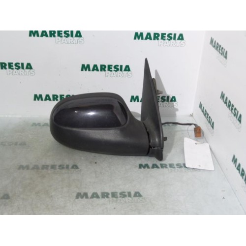 Citroen - Saxo - Wing mirror, right