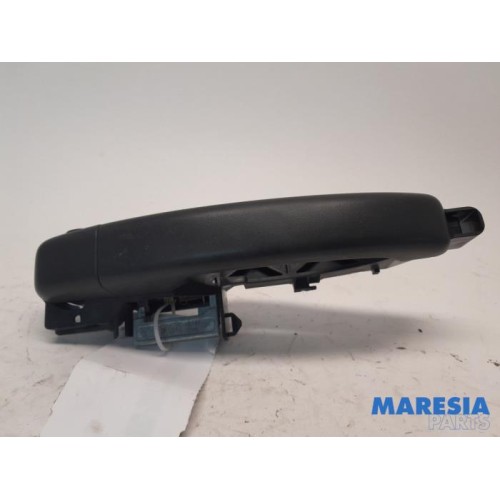 Renault - Trafic - Door handle 2-door, right